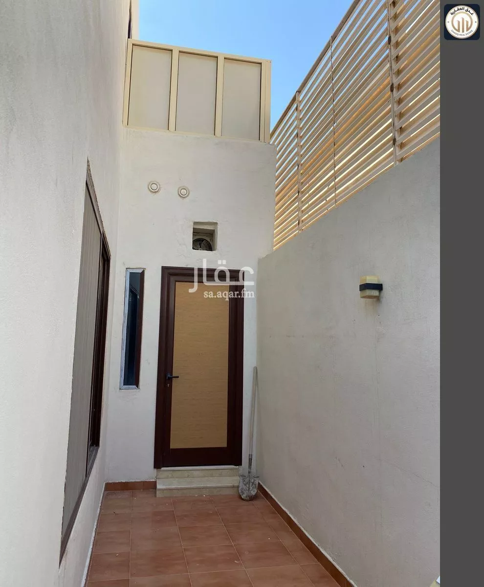 6 bedroom villa in At Tahliyah, Eastern Province 8