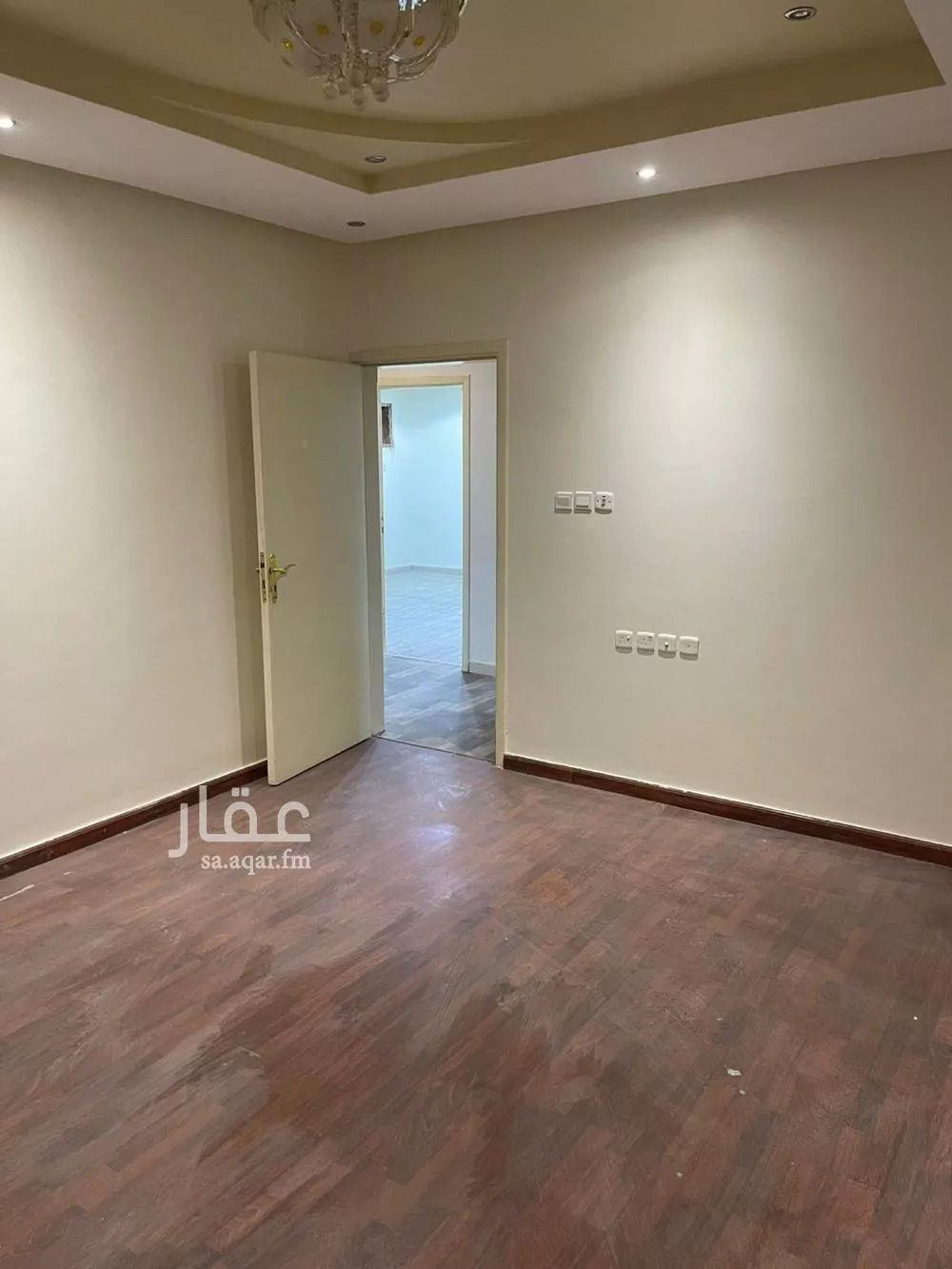 3 bedroom floor in Al Khaleej 4