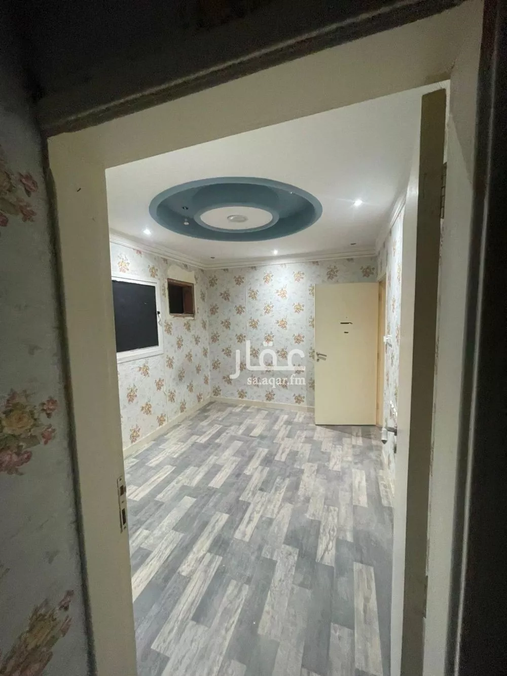 3 bedroom floor in Al Khaleej 6
