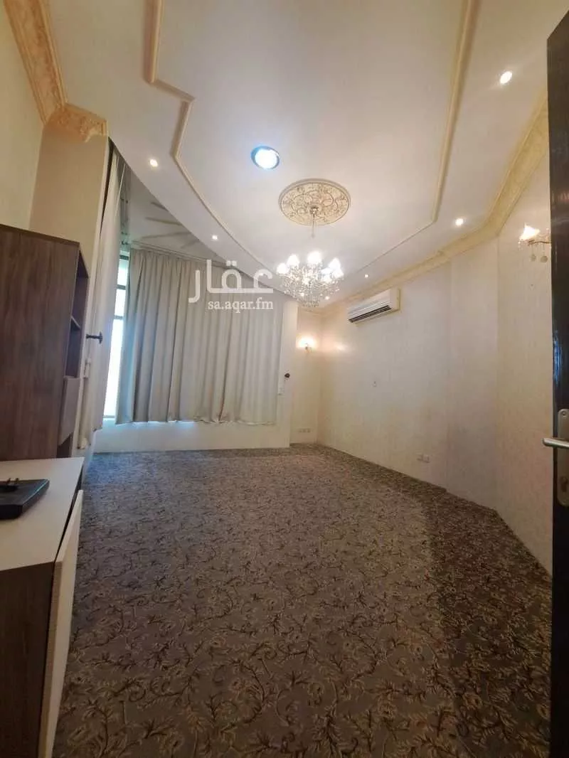 فيلا 7 غرف في الخزامى 16