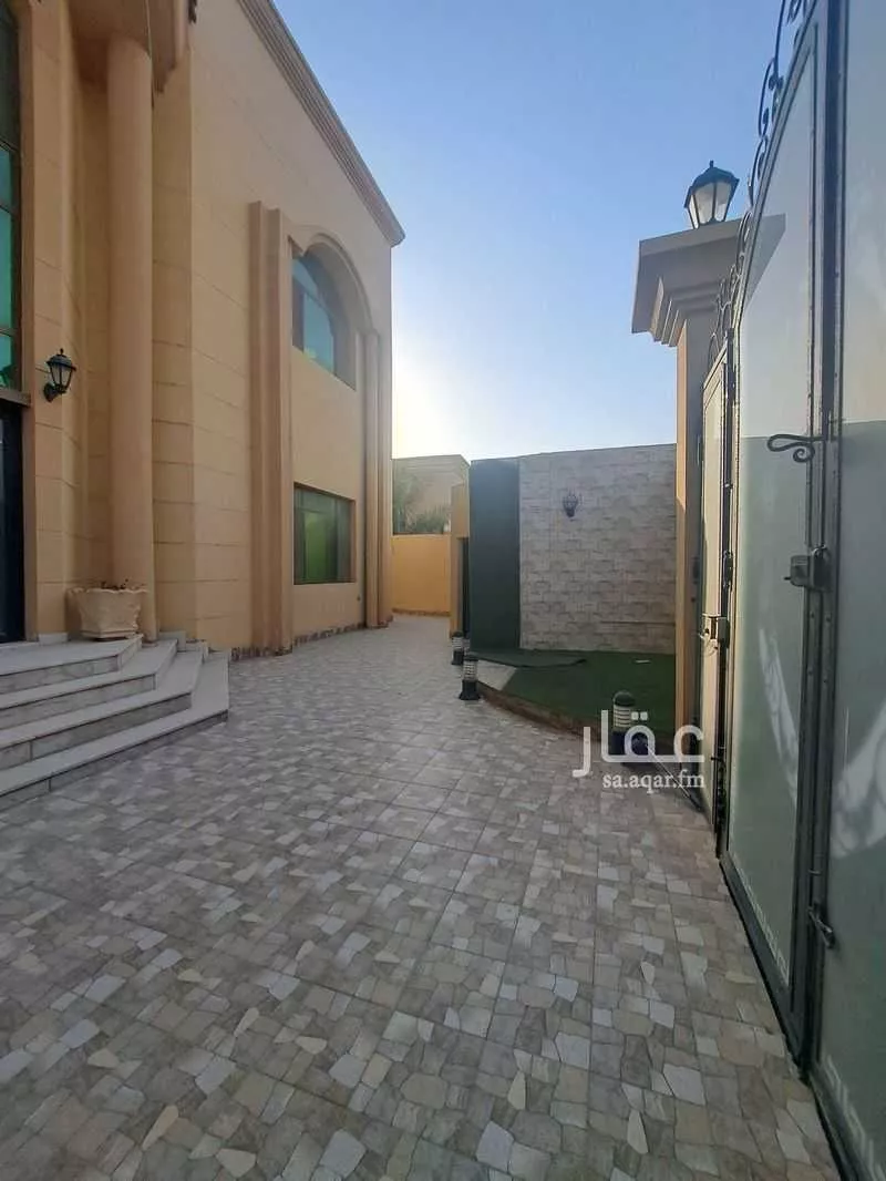فيلا 7 غرف في الخزامى 23