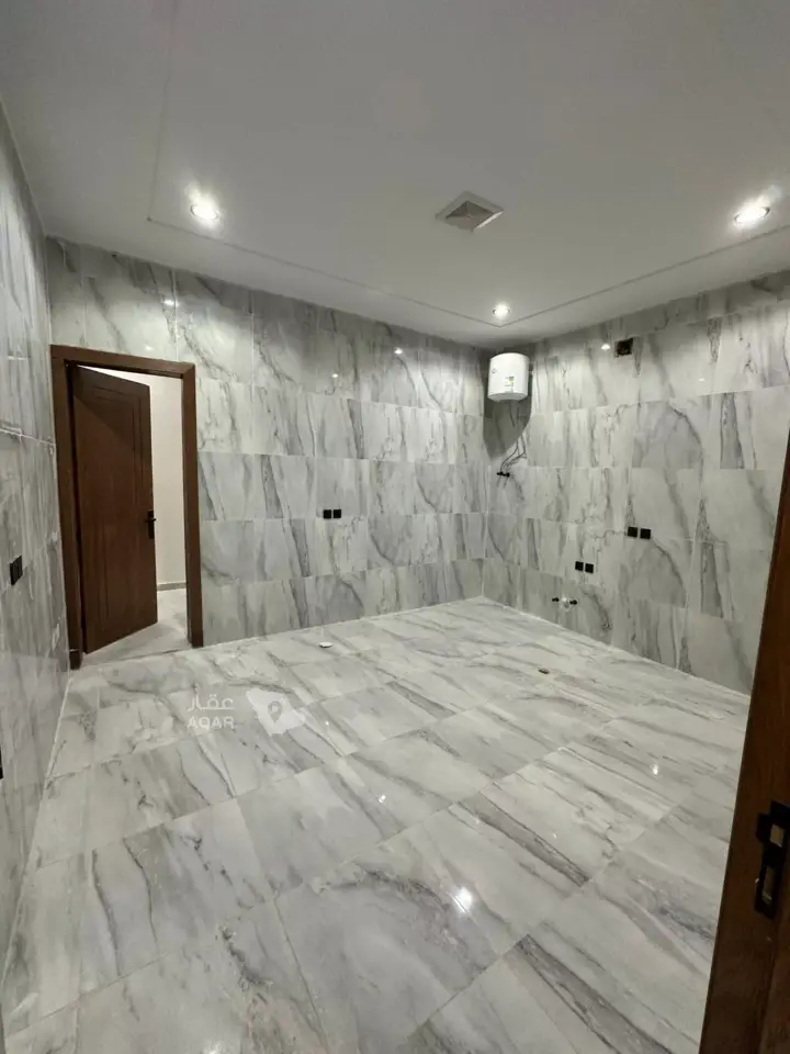 5 bedroom villa in Ad Dar Al Baida, Riyadh