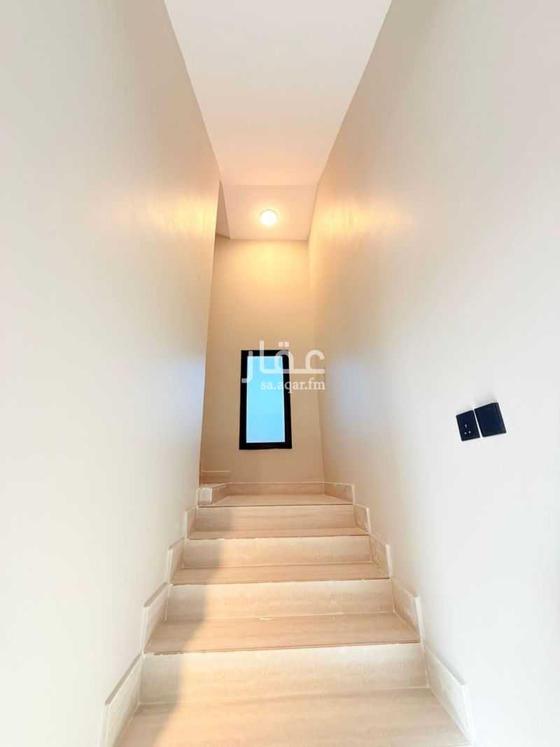 4 bedroom villa in Al Amwaj, Eastern Province 16