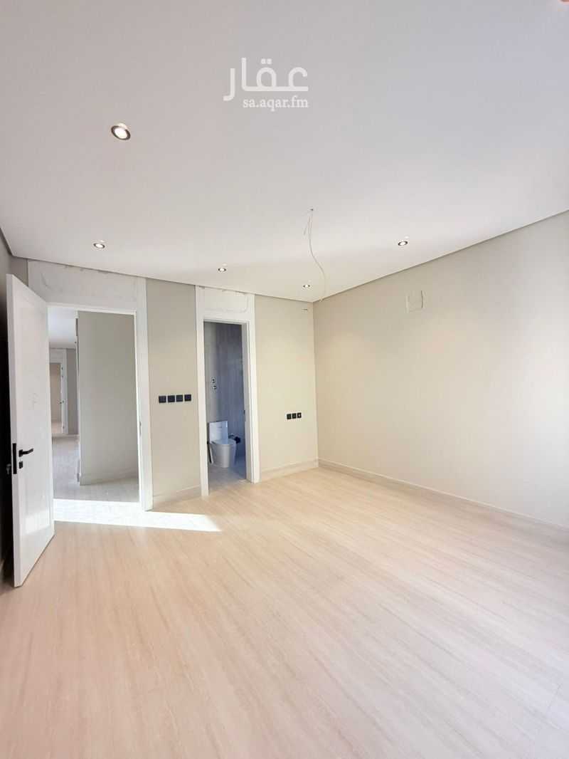 4 bedroom villa in Al Amwaj, Eastern Province 2