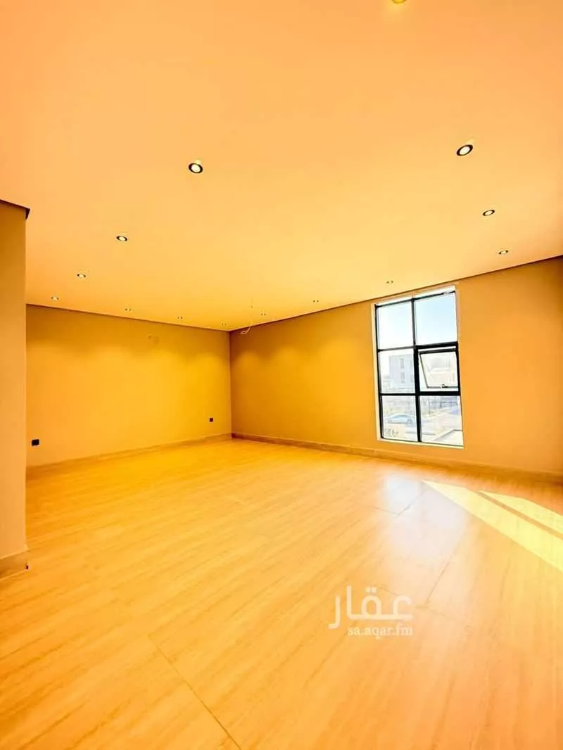 6 bedroom villa in Al Amwaj 22