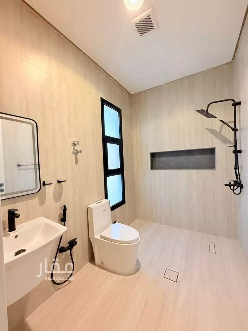 6 bedroom villa in Al Amwaj 8