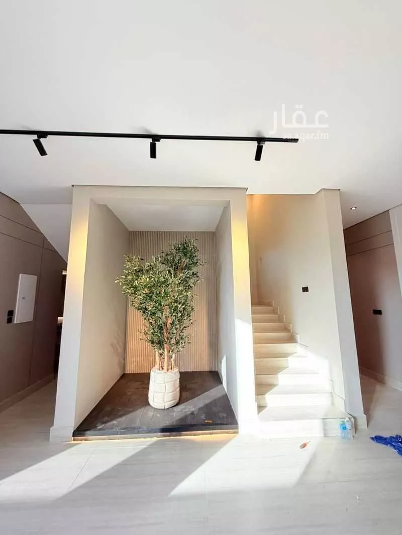 6 bedroom villa in Al Amwaj 10