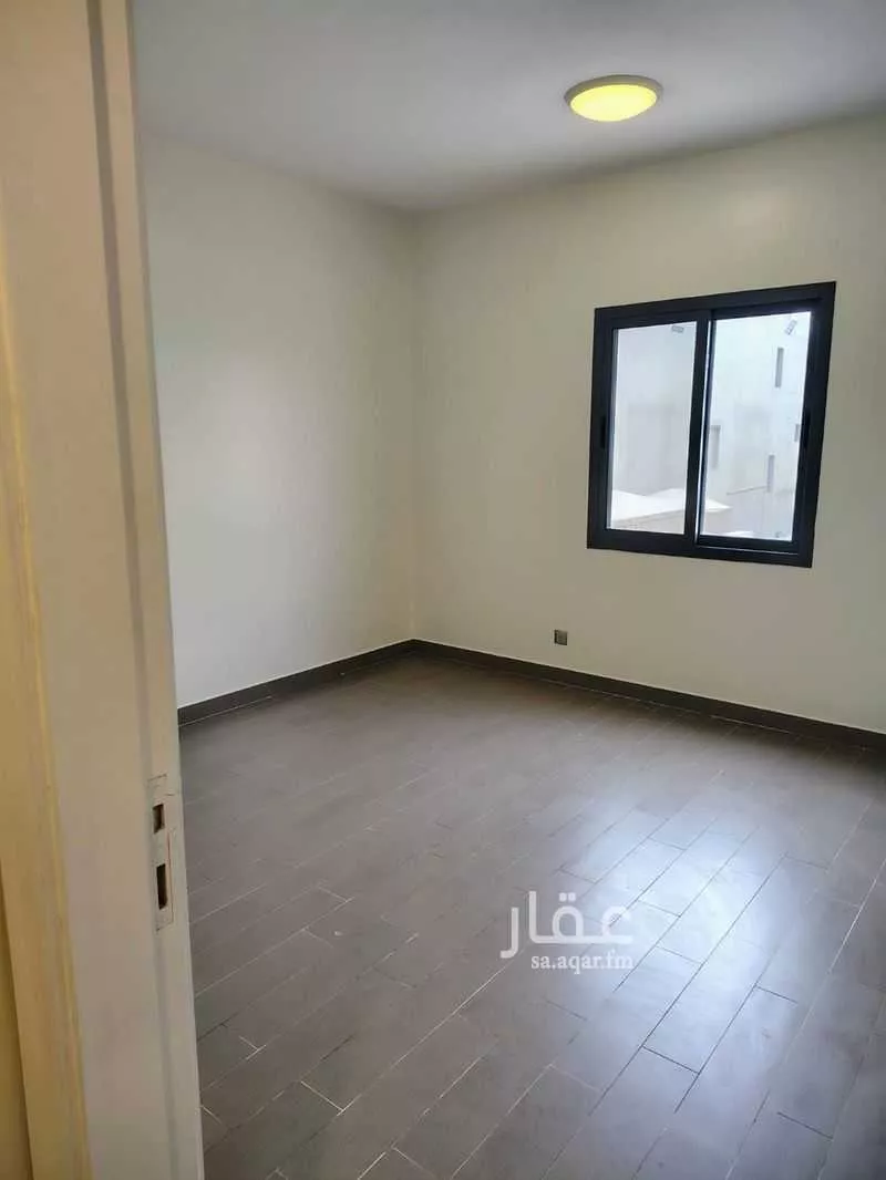 4 bedroom villa in Al Buhairah 7