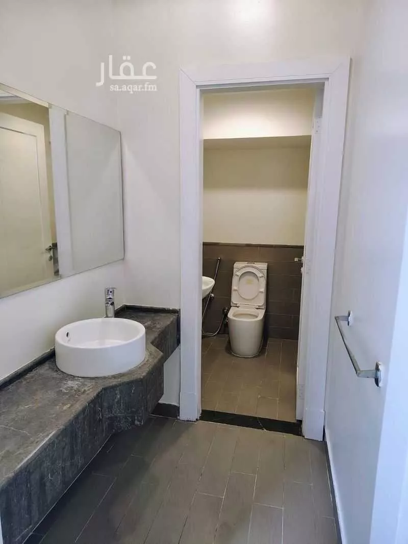 4 bedroom villa in Al Buhairah 8
