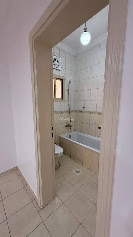 3 bedroom apartment in Bani Malik, Jeddah 12