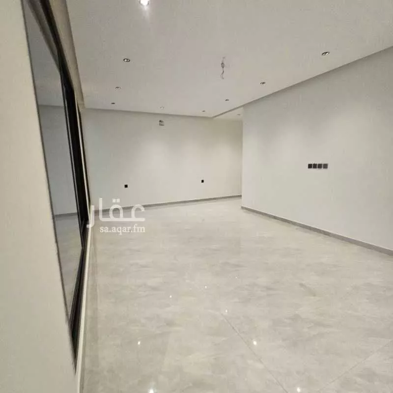 7 bedroom villa in At Tahliyah 14