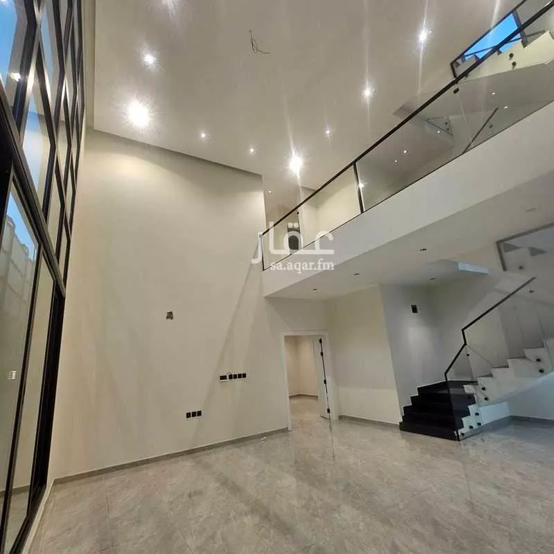 7 bedroom villa in At Tahliyah 3