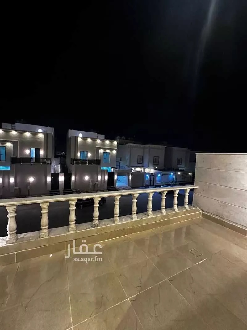 فيلا 5 غرف في الشراع 7