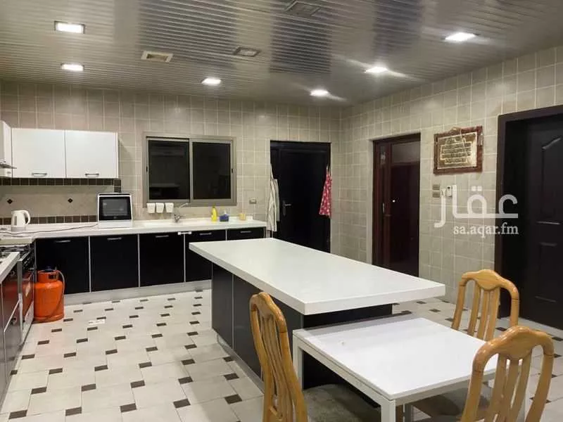 فيلا 7 غرف في الخزامى 19