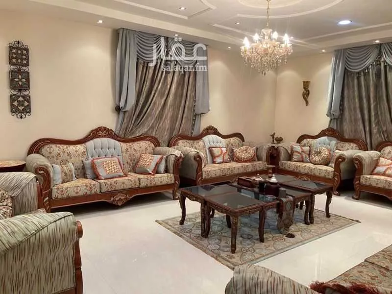 فيلا 7 غرف في الخزامى 29
