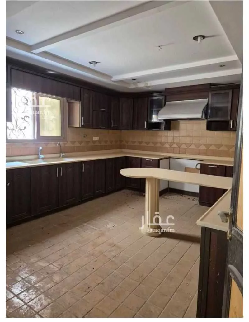 5 bedroom villa in Al Khuzama 2