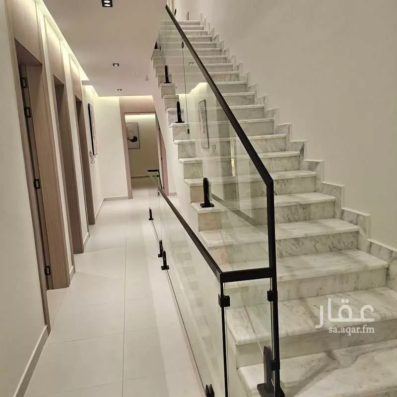 5 bedroom villa in As Sawari 3