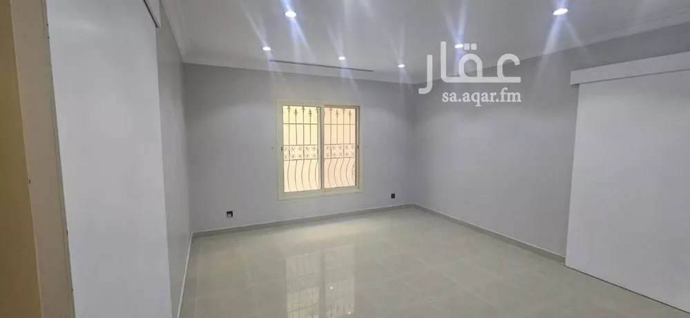 فيلا 12 غرف في الخزامى 13
