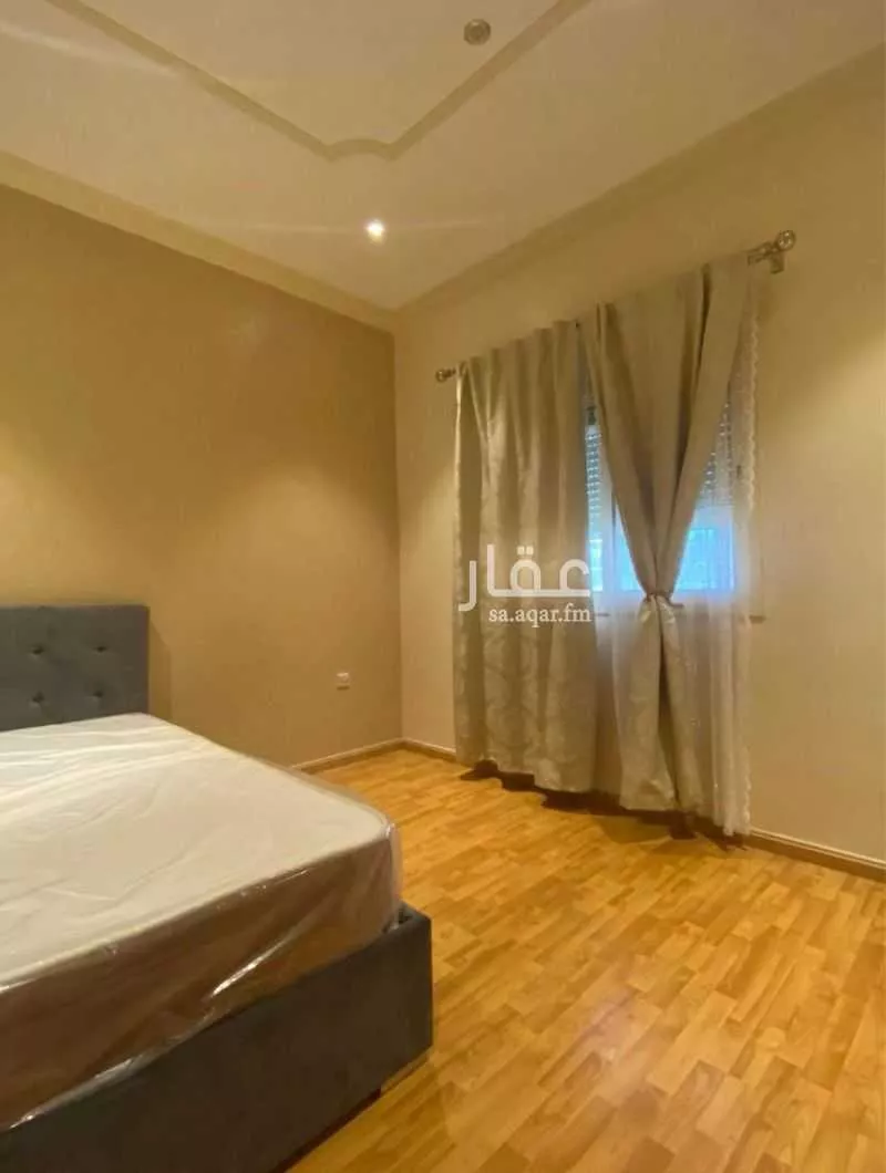 4 bedroom villa in Al Yarmouk 6
