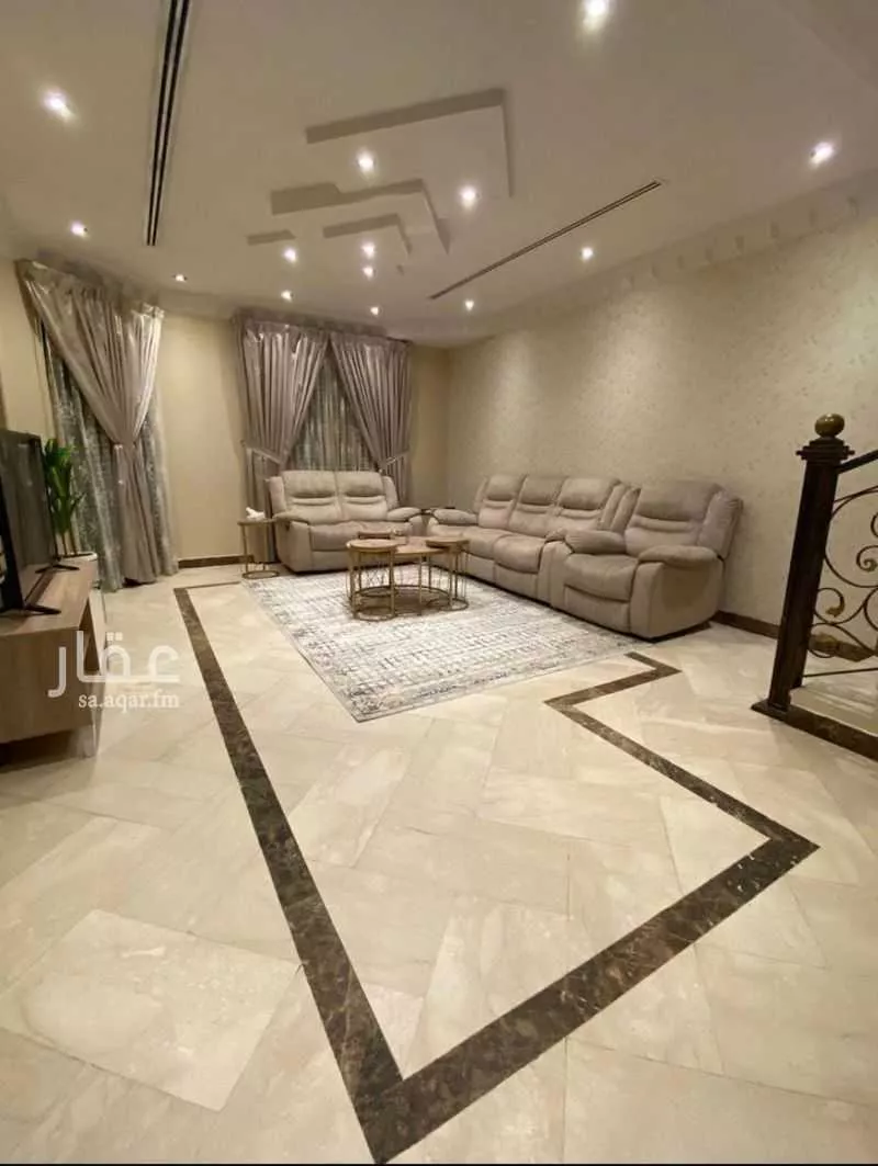 4 bedroom villa in Al Yarmouk 9