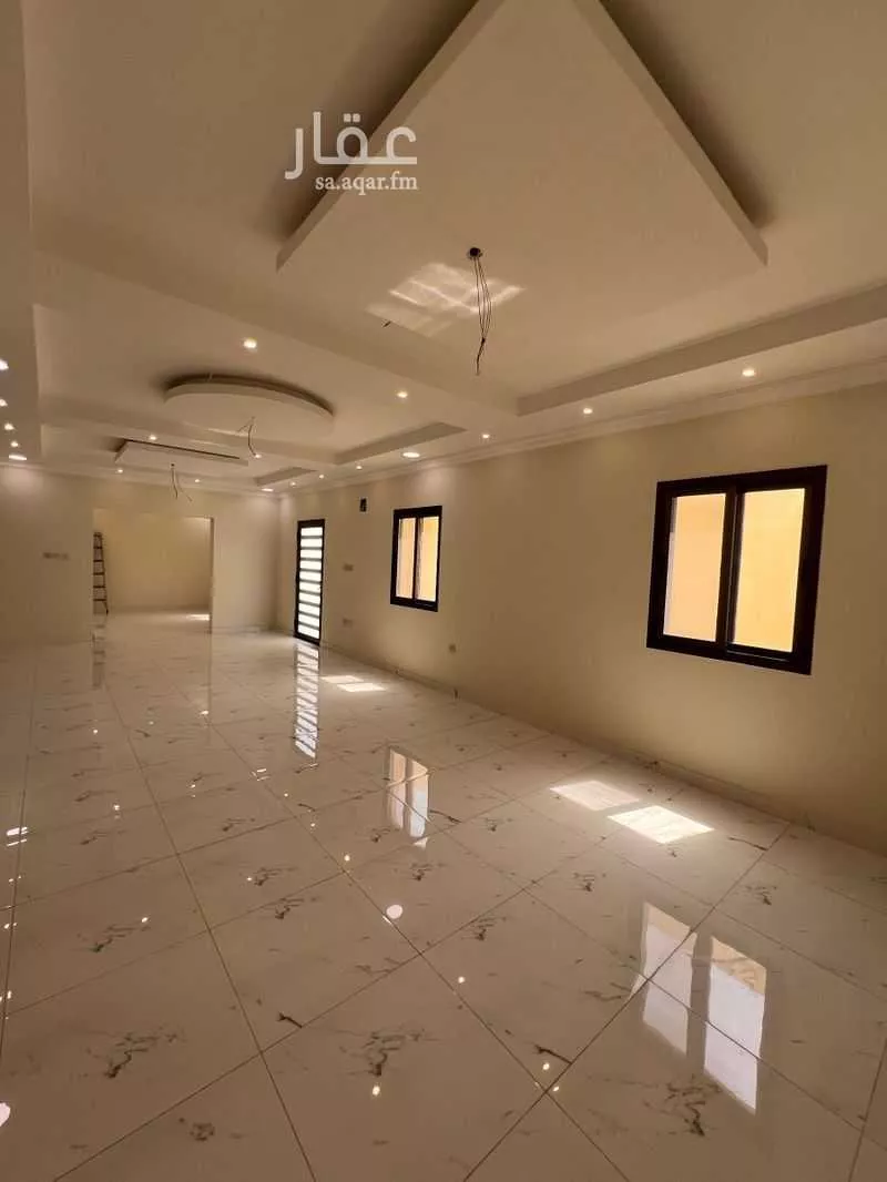 5 bedroom villa in As Sawari 7