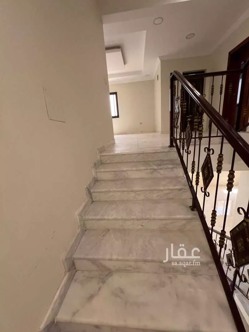 5 bedroom villa in As Sawari 9