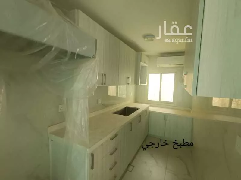5 bedroom villa in Al Yarmouk 15