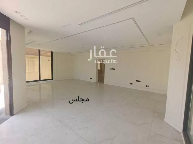5 bedroom villa in Al Yarmouk 14