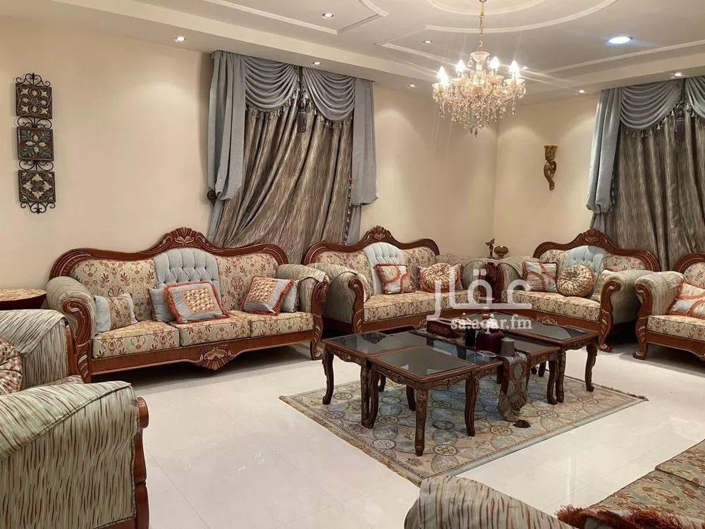 فيلا 7 غرف في الخزامى 11