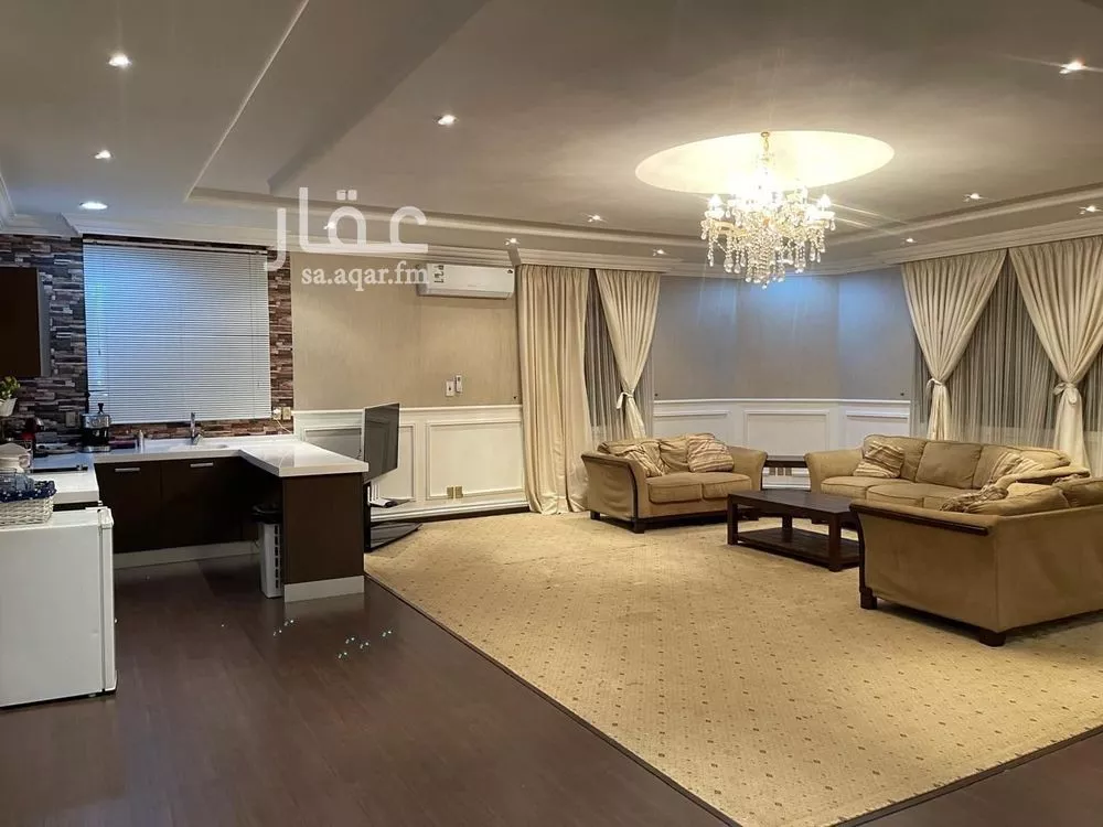 فيلا 7 غرف في الخزامى 8