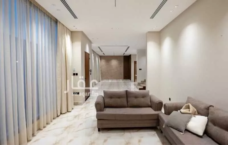 7 bedroom villa in Al Buhairah 7