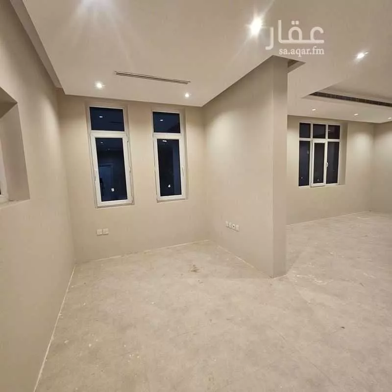 6 bedroom villa in As Sawari 8
