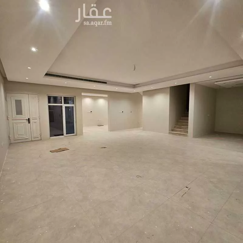 6 bedroom villa in As Sawari 9