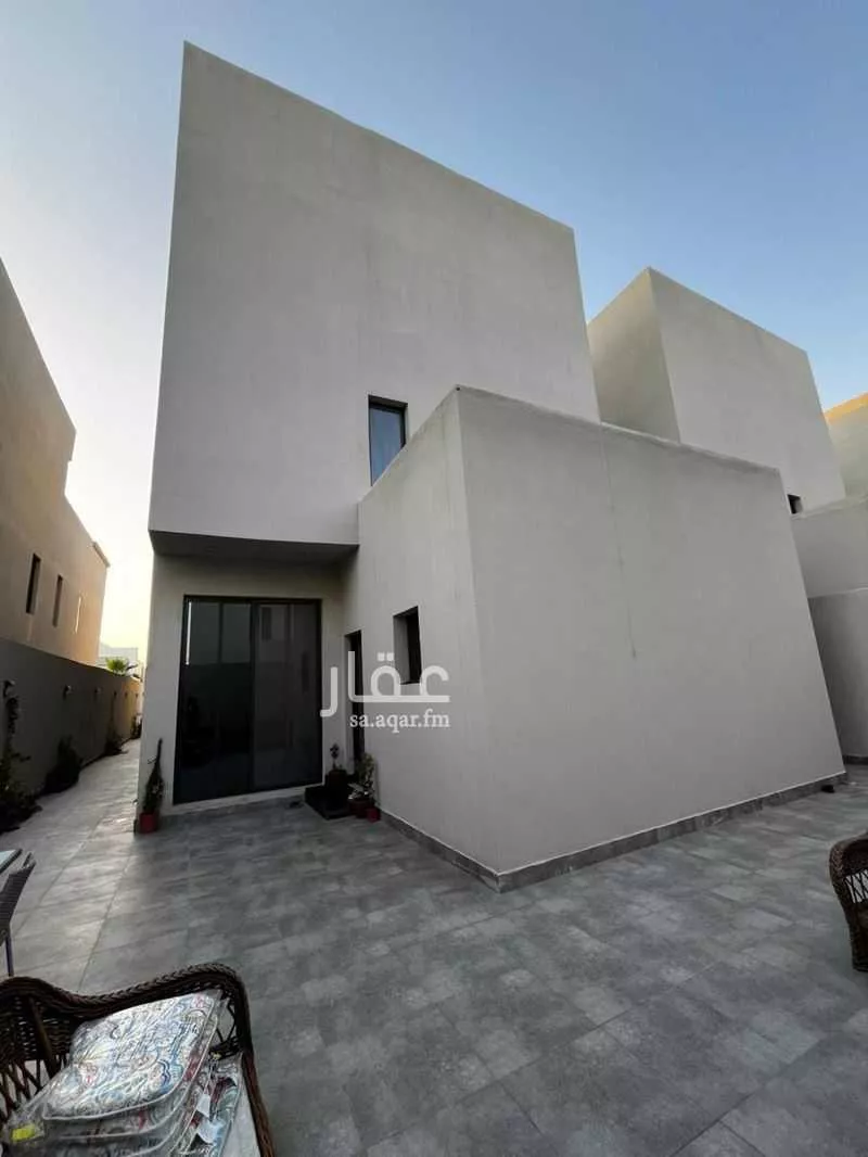 7 bedroom villa in Al Buhairah 2