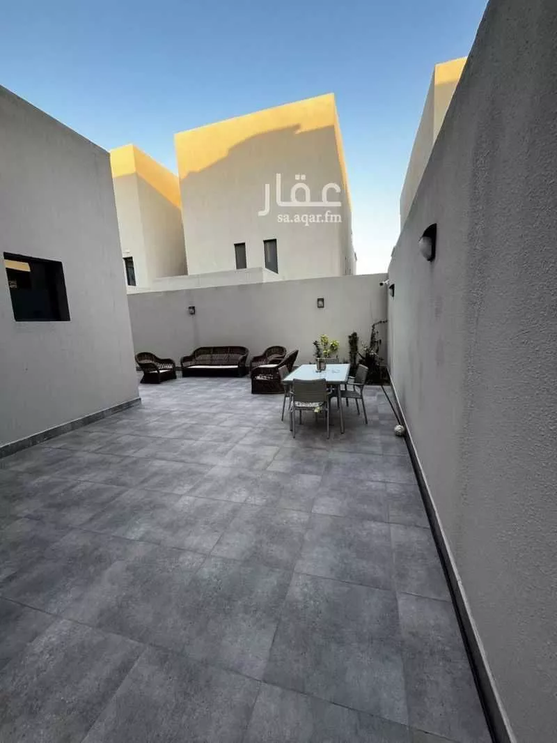 7 bedroom villa in Al Buhairah 26