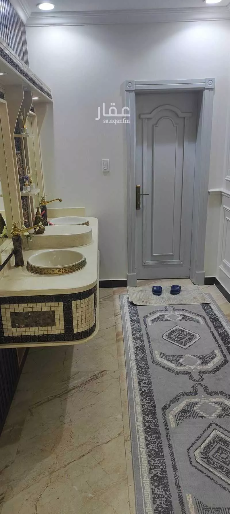 5 bedroom villa in Al Khuzama 6