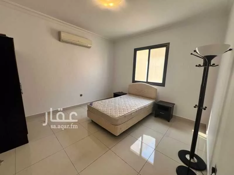 فيلا 5 غرف في البحيرة 12