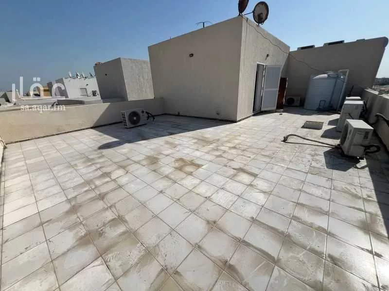 فيلا 5 غرف في البحيرة 21