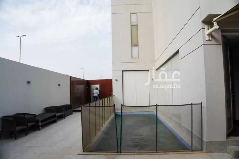 5 bedroom villa in Al Buhairah 13