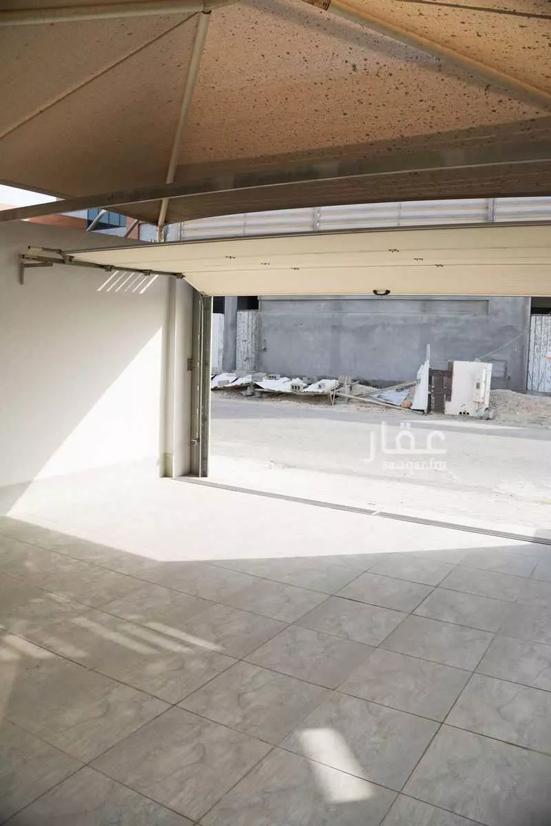 5 bedroom villa in Al Buhairah 23