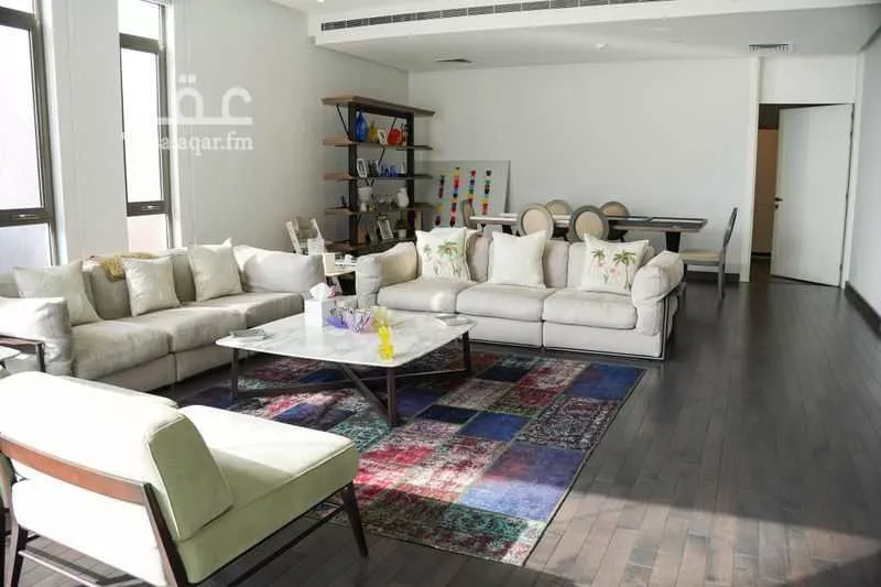 5 bedroom villa in Al Buhairah 5