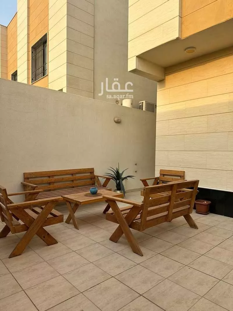 فيلا 8 غرف في البحيرة 2