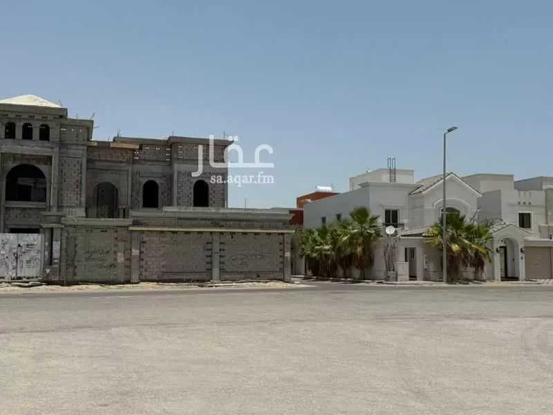 18 bedroom villa in Al Amwaj 2
