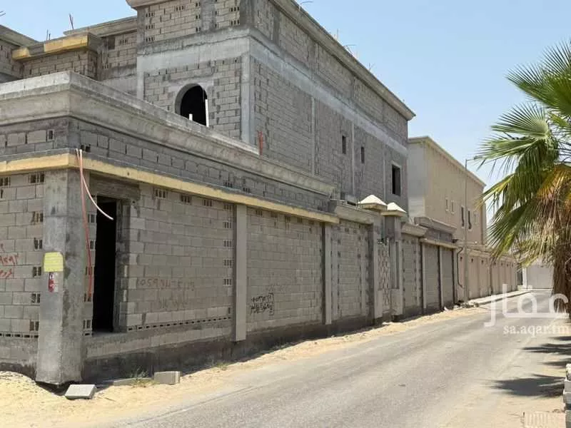 18 bedroom villa in Al Amwaj 4