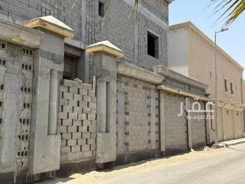 18 bedroom villa in Al Amwaj 6