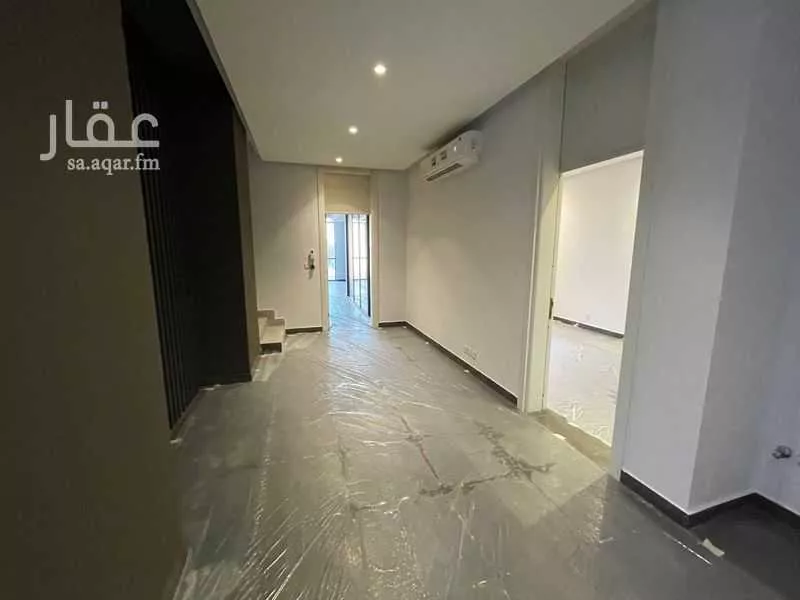 5 bedroom villa in Al Buhairah 22