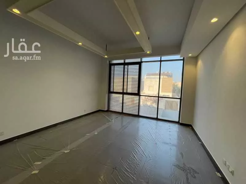5 bedroom villa in Al Buhairah 25
