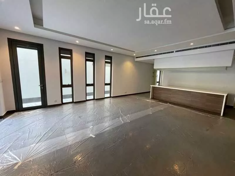 5 bedroom villa in Al Buhairah 9