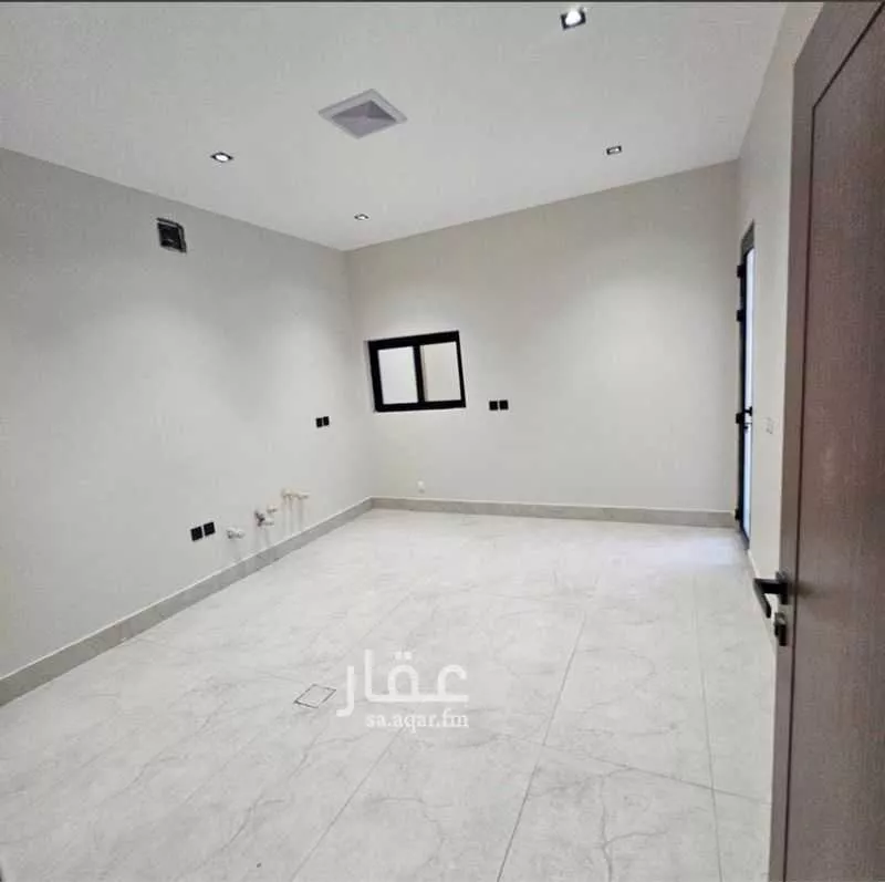 7 bedroom villa in At Tahliyah, Eastern Province 4