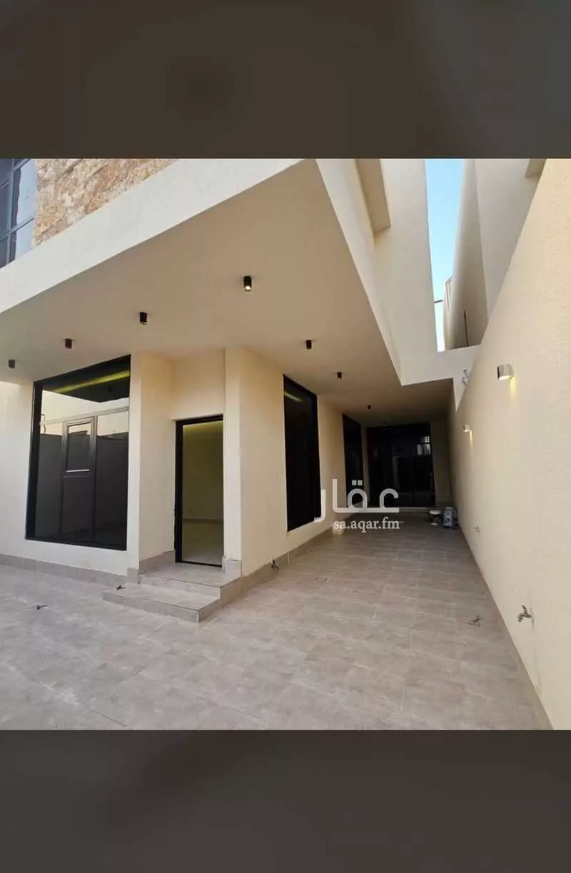 7 bedroom villa in At Tahliyah, Eastern Province 5